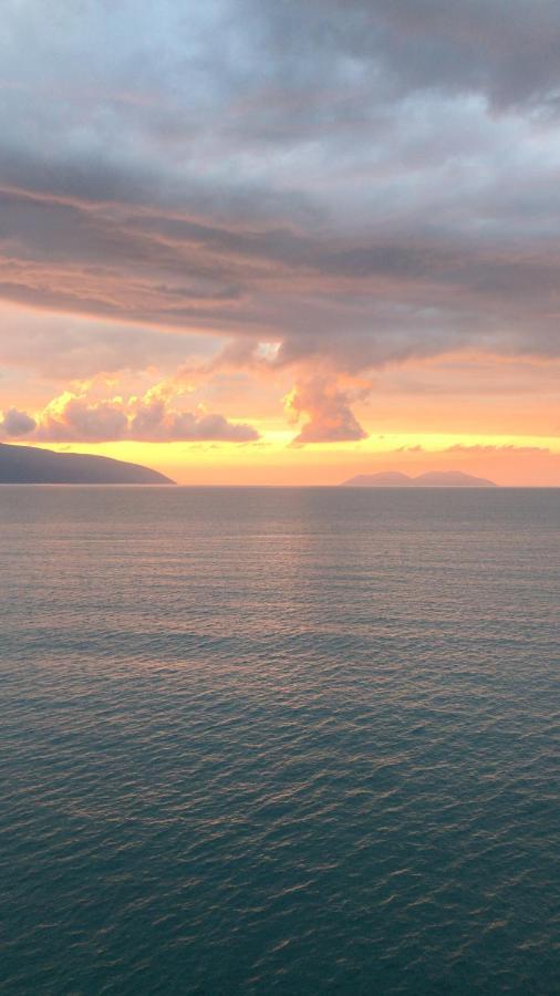 Your Home By The Sea Vlorë エクステリア 写真
